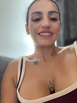 Samantha bigboobs online show from 3, 6, 2026