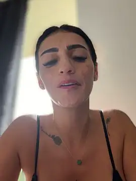 Samantha bigboobs online show from 19, 6, 2026