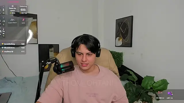 Snapshot of Thom_Ohtani chatting on 7, 6, 2026 Thom Ohtani online show from 7, 6, 2026