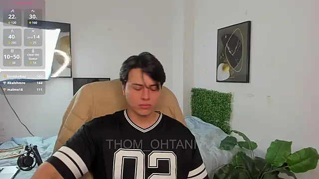 Snapshot of Thom_Ohtani chatting on 10, 6, 2026 Thom Ohtani online show from 10, 6, 2026