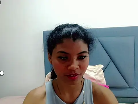 mia grey01 online show from 13, 3, 2025