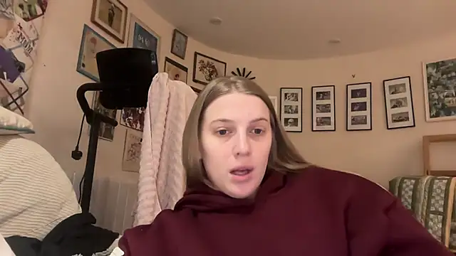 Ella-82 online show from 13, 2, 2025