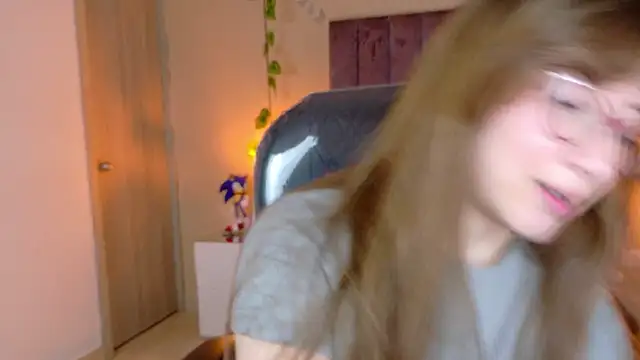 Snapshot of Dahlia_Rousse chatting on 5, 6, 2026 Dahlia Rousse online show from 5, 6, 2026