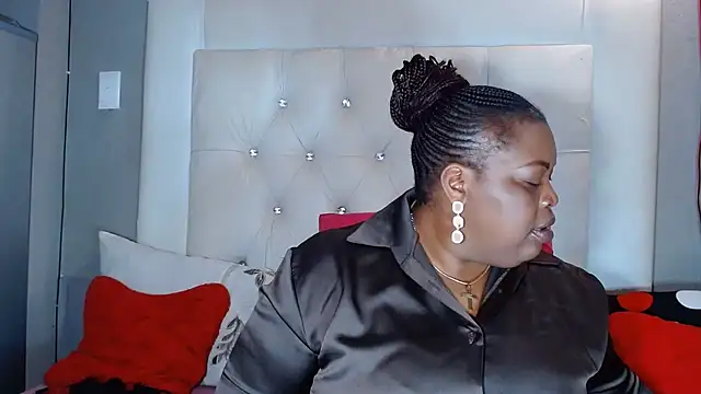 omalicha98 online show from 12, 6, 2026