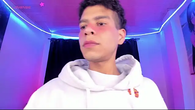Ethan Boyy online show from 10, 6, 2026