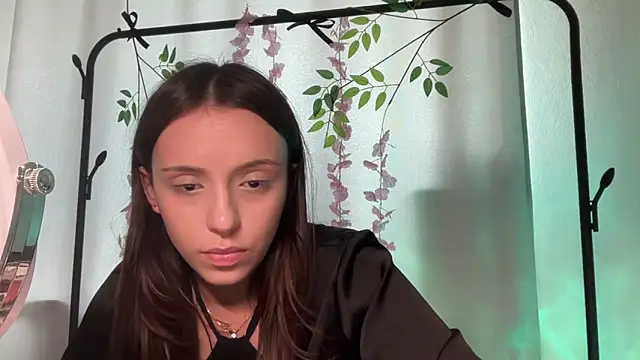 Sahara Shields online show from 20, 6, 2026