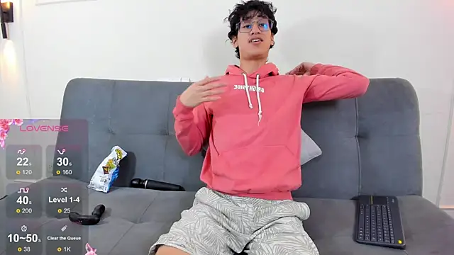 Cum hunters online show from 19, 6, 2026