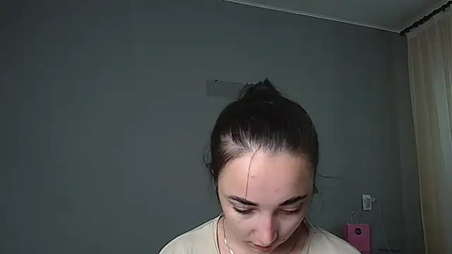 Eva Gloryy online show from 21, 6, 2026