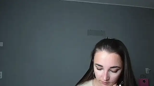 Eva Gloryy online show from 21, 6, 2026