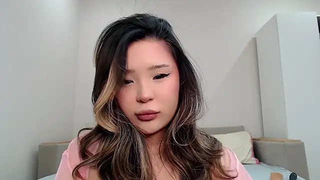Snapshot of Minamin_20 chatting on 19, 6, 2026 Minamin 20 online show from 19, 6, 2026