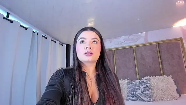 ValeriaOrtega online show from 18, 6, 2026