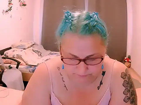 Snapshot of mayamayx chatting on 5, 7, 2026 mayamayx online show from 5, 7, 2026