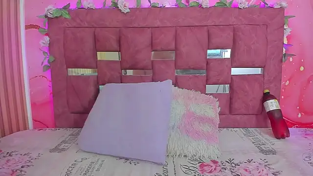 scarlett  evans  online show from 6, 6, 2026