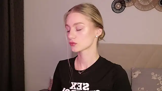 GabriellaOlsen online show from 19, 5, 2026