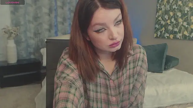 BritneyBarker online show from 20, 6, 2026
