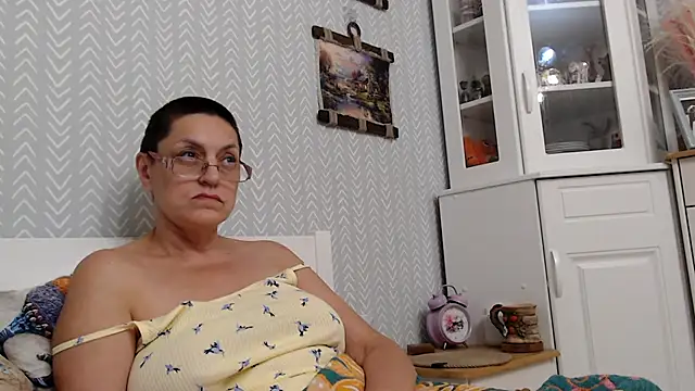 Soffya Soy online show from 7, 6, 2026