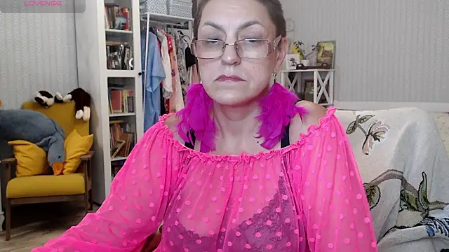 Soffya Soy online show from 15, 6, 2026