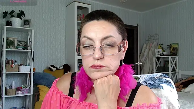 Soffya Soy online show from 16, 6, 2026