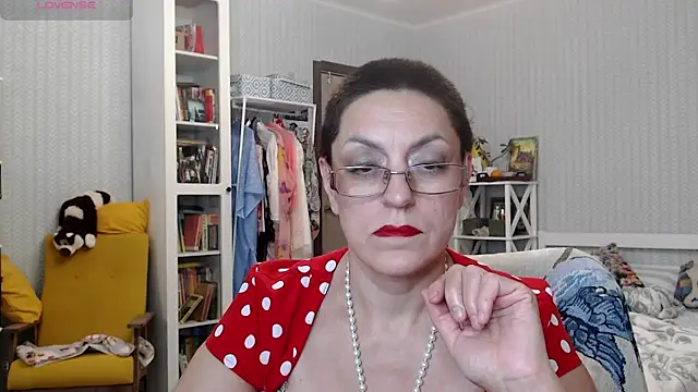 Soffya Soy online show from 19, 6, 2026
