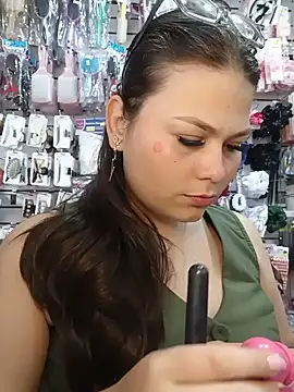 Snapshot of Vale_Saenzz chatting on 14, 5, 2026 Vale Saenzz online show from 14, 5, 2026