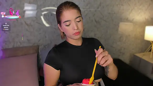 Hanna Vasquez online show from 10, 6, 2026