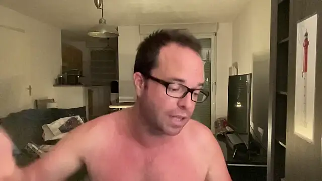 Funnyjul31 online show from 20, 6, 2026