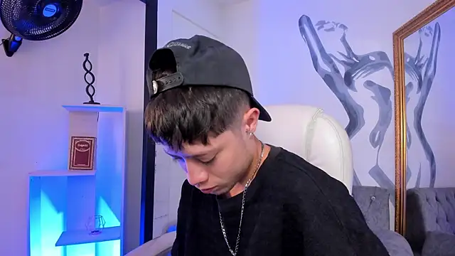 marcuscollins1  online show from 19, 6, 2026