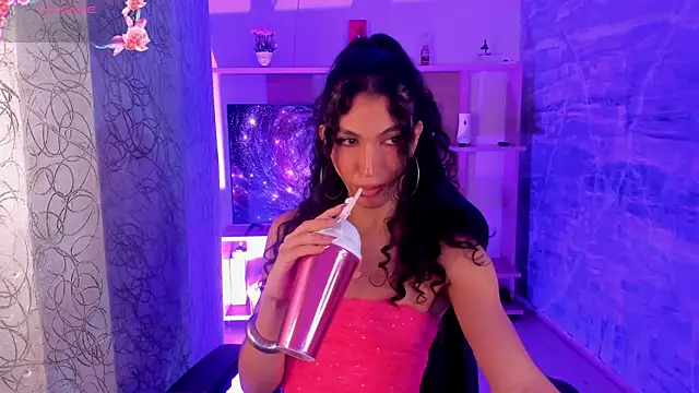 Snapshot of allicemackenzie chatting on 1, 6, 2026 allicemackenzie online show from 1, 6, 2026