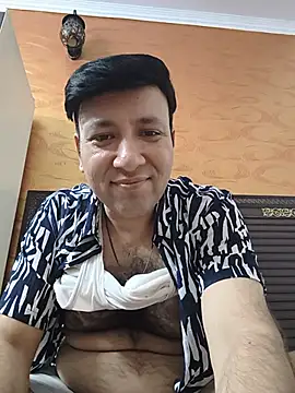 innocentboy1987 online show from 15, 6, 2026
