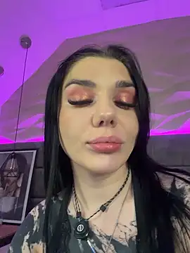 MaeveMoon online show from 15, 6, 2026