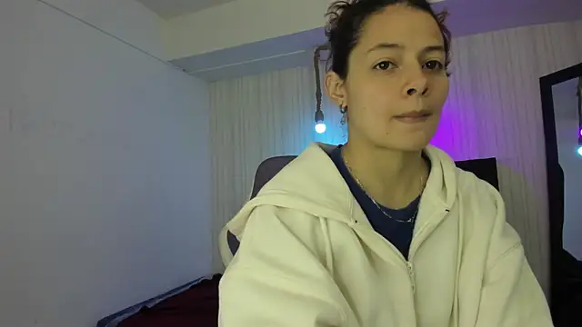 Snapshot of nicky_angel1 chatting on 21, 5, 2026 nicky angel1 online show from 21, 5, 2026