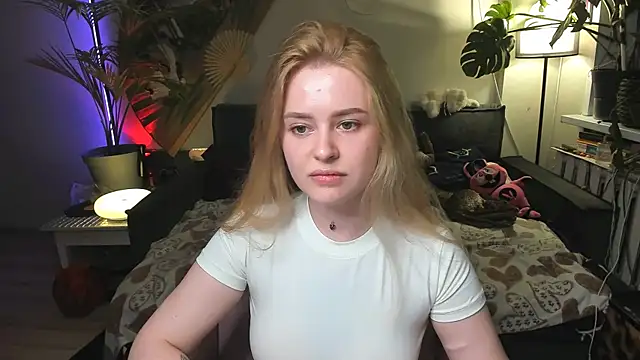 Alexa Pirs online show from 16, 5, 2026