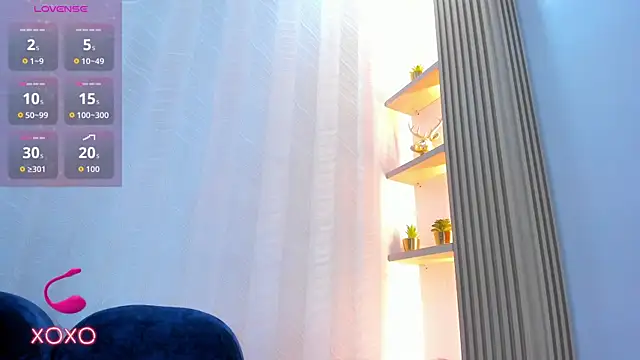 Naomii Viper online show from 25, 6, 2026