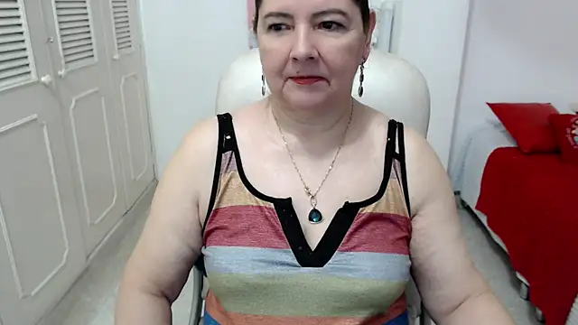 leonela 69 online show from 15, 6, 2026