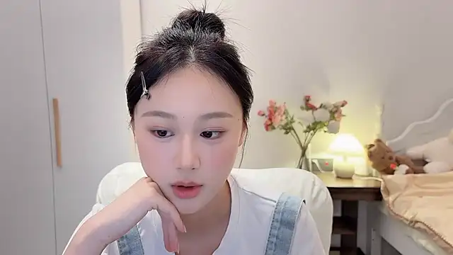 Cassie-20 online show from 12, 6, 2026