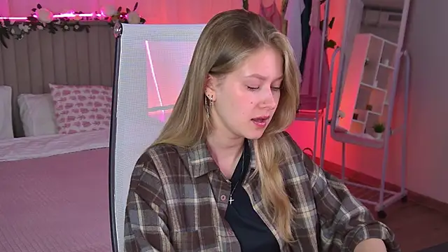 EveMundie online show from 15, 6, 2026