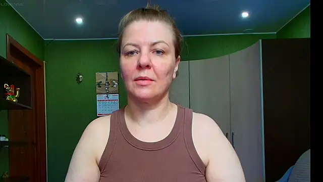 Snapshot of VeronikawGold chatting on 8, 6, 2026 VeronikawGold online show from 8, 6, 2026
