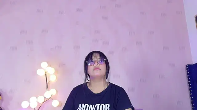 innocenthazel online show from 11, 6, 2026