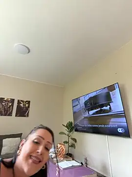latinaesp online show from 3, 6, 2026