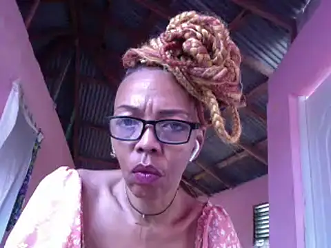 Ladyzee25 online show from 9, 6, 2026