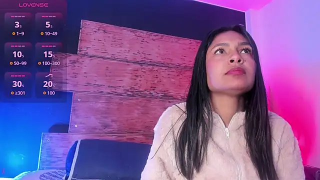 Fernanda liie  online show from 5, 6, 2026