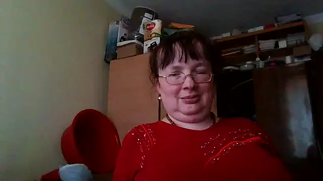 Snapshot of Queen-Elizabeth-25 chatting on 4, 3, 2025 Queen-Elizabeth-25 online show from 4, 3, 2025