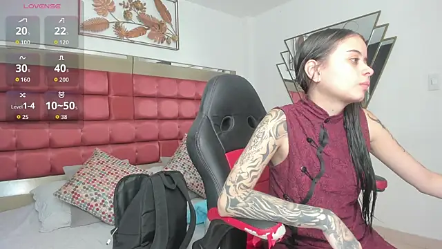 SaskiaGrendel online show from 17, 6, 2026