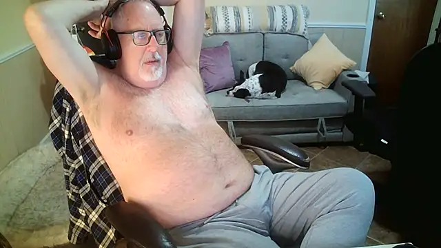 superbearboss online show from 6, 6, 2026