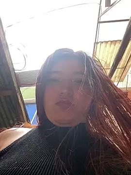 Karina Leon online show from 7, 5, 2026