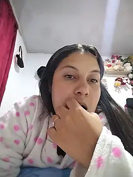 esmeralda jadees online show from 17, 6, 2026