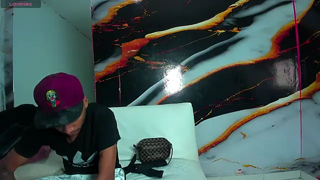 hot dirty paradise 66 online show from 4, 6, 2026