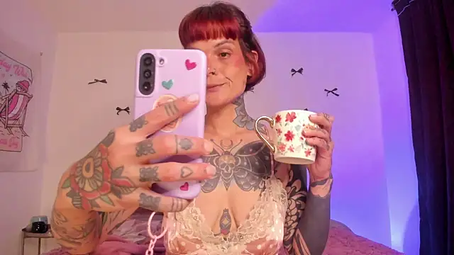 Alessamoth online show from 23, 6, 2026