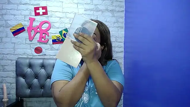 Milf-Prettyboobs online show from 21, 6, 2026