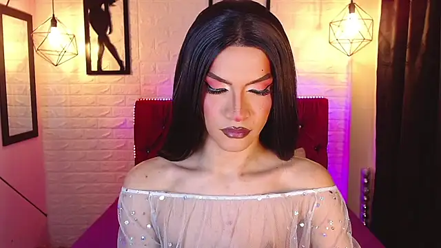 agatha rodriguez online show from 7, 6, 2026